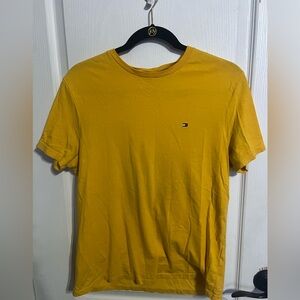 Men’s Tommy Hilfiger tee